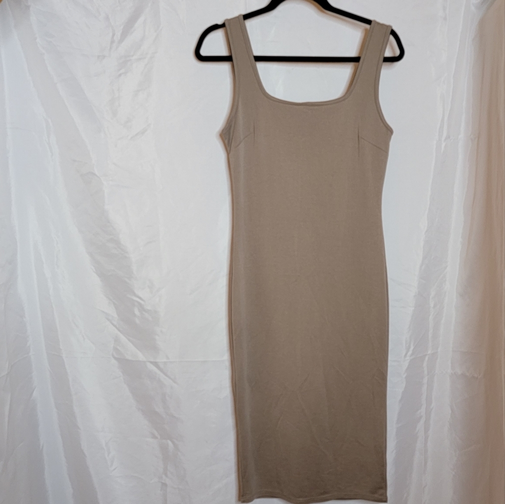 Le Lis dress